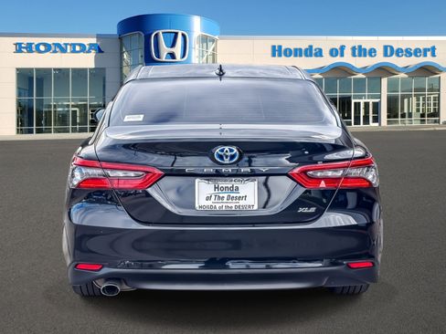 Used 2024 Toyota Camry XLE image 6