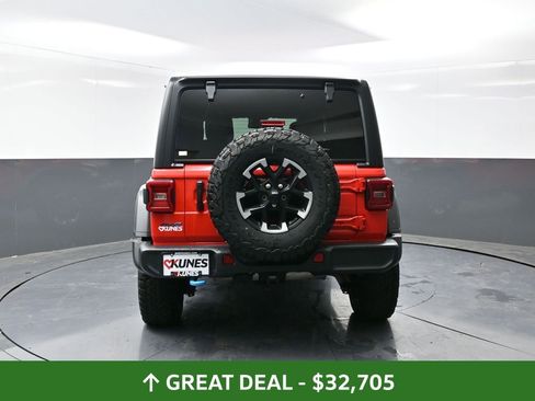 Used 2024 Jeep Wrangler Unlimited Rubicon 4xe image 13