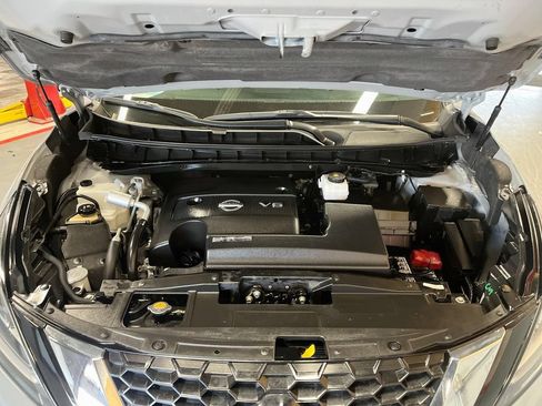 Used 2024 Nissan Murano Platinum w/ Cargo Package AWD/4WD image 32