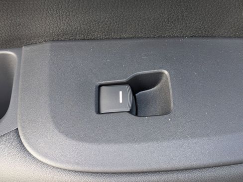 New 2026 Honda HR-V LX image 26