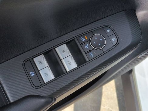 Used 2025 Mitsubishi Outlander SE AWD/4WD image 13