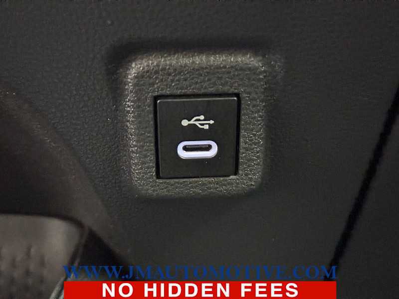 Used 2023 Toyota Corolla SE FWD image 36