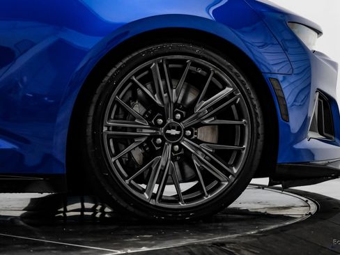 Used 2018 Chevrolet Camaro ZL1 image 83