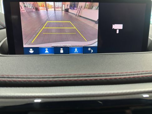 Used 2022 Acura MDX A-Spec image 28