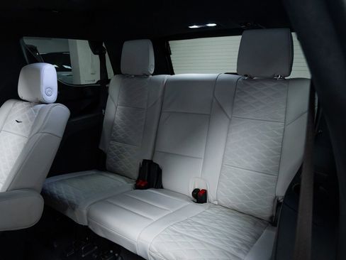 Used 2025 Cadillac Escalade V image 27