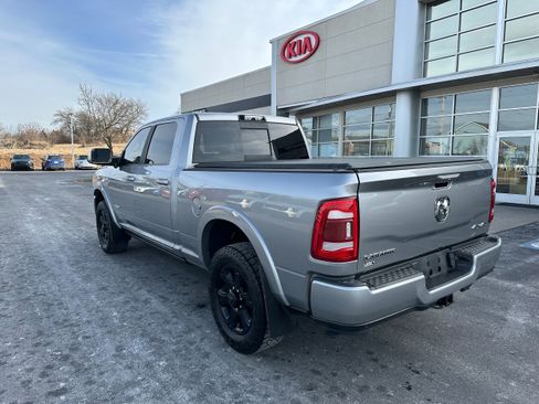 Used 2019 RAM 3500 Laramie image 7