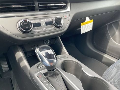 New 2026 Buick Envista Preferred FWD image 21