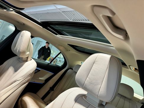 New 2026 Mercedes-Benz E 450 4MATIC Sedan image 13