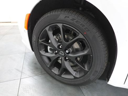 New 2026 Chrysler Pacifica Select w/ S Appearance Package FWD image 30