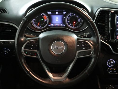 Used 2019 Jeep Cherokee Limited AWD/4WD image 17