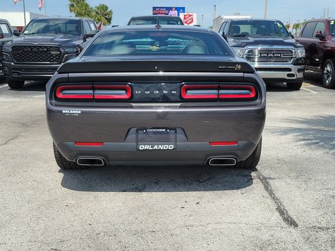 Used 2021 Dodge Challenger R/T Scat Pack RWD image 6