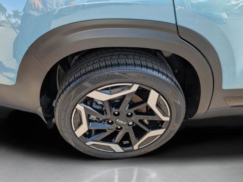 Certified 2024 Kia Seltos SX w/ SX Sunroof Package image 25