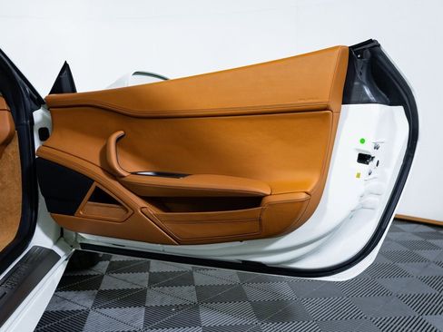 Used 2012 Ferrari 458 Italia Coupe image 18