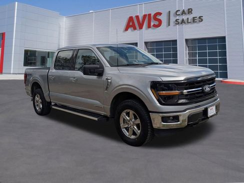 Used 2025 Ford F150 XLT w/ Equipment Group 301A Standard AWD/4WD image 3