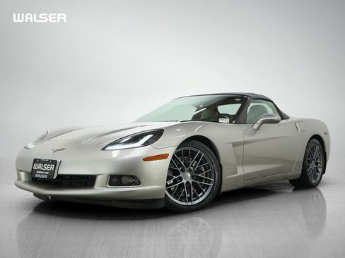 Used 2007 Chevrolet Corvette Convertible w/ Preferred Equipment Group RWD image 1