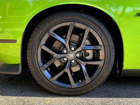 Used 2023 Dodge Challenger R/T w/ Plus Package image 28