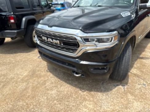Used 2019 RAM 1500 Limited AWD/4WD image 2