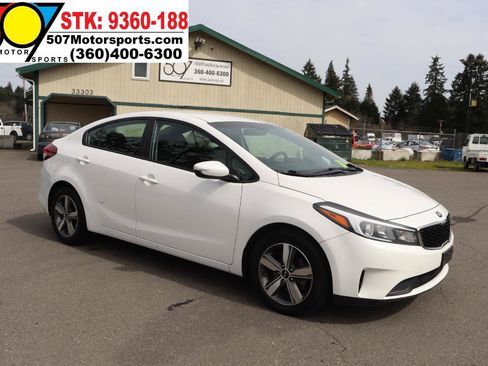 Used 2018 Kia Forte LX w/ LX Popular Package FWD image 11
