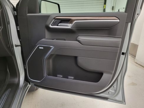 New 2026 Chevrolet Silverado 1500 RST image 38