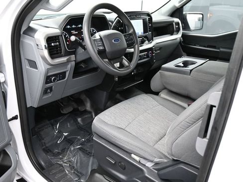 Used 2022 Ford F150 XL w/ Equipment Group 101A High RWD image 2