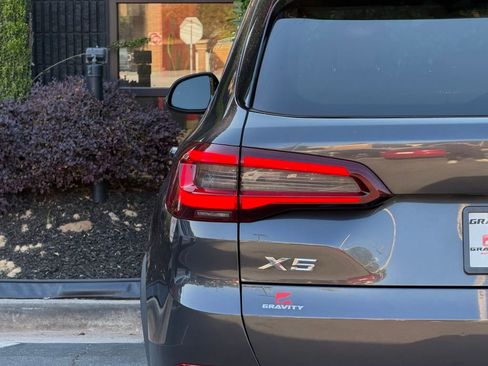 Used 2021 BMW X5 xDrive40i w/ Premium Package AWD/4WD image 15