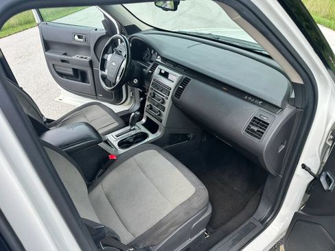 Used 2012 Ford Flex SE FWD image 16