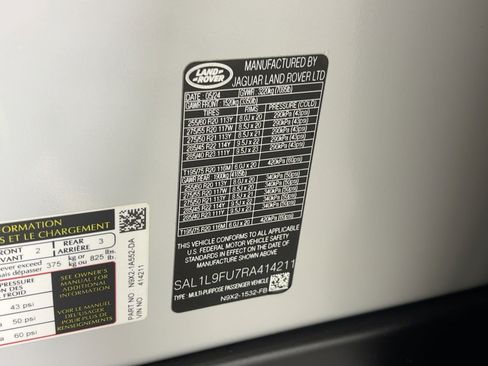 Used 2024 Land Rover Range Rover Sport Dynamic SE image 18