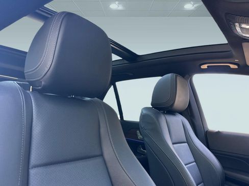 Certified 2025 Mercedes-Benz GLE 350 4MATIC image 24