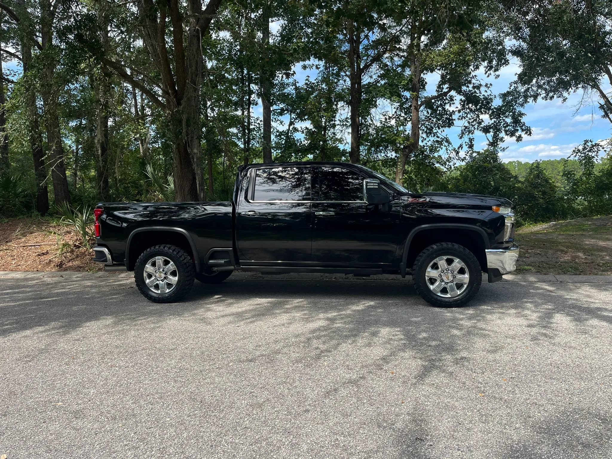 Used 2021 Chevrolet Silverado 2500 LTZ AWD/4WD image 5