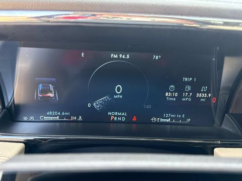 Certified 2022 Lincoln Navigator Reserve AWD/4WD image 18