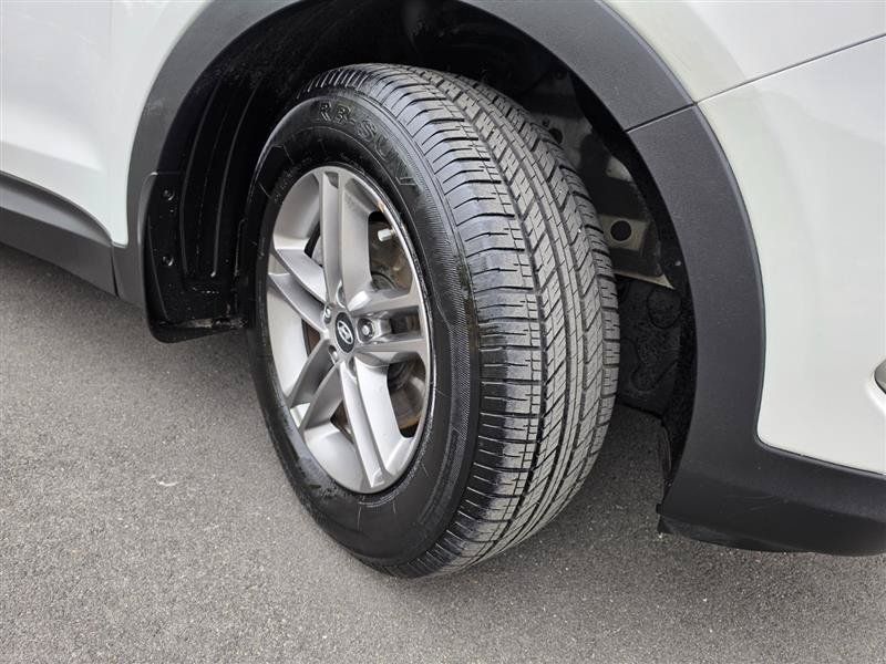 Used 2018 Hyundai Santa Fe Sport w/ 2.4L Tech Package 04 AWD/4WD image 56