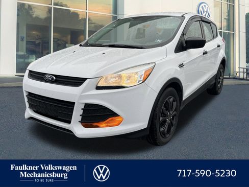 Used 2015 Ford Escape S image 1
