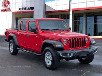 Used 2023 Jeep Gladiator Sport AWD/4WD video 2
