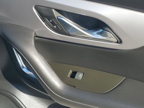 Used 2023 Chevrolet Blazer LT image 47