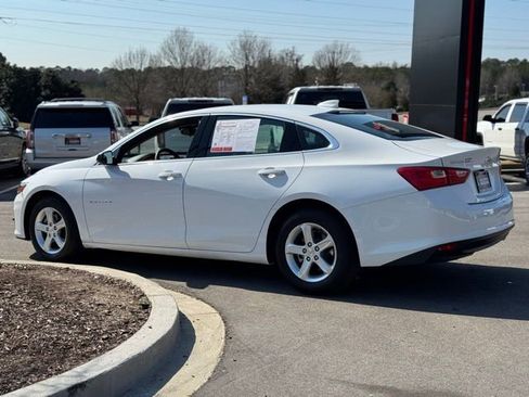 Used 2023 Chevrolet Malibu LT FWD image 9