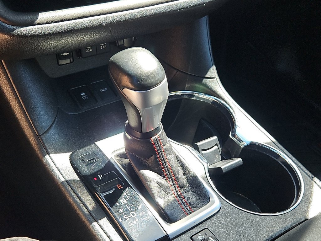Used 2019 Toyota Highlander SE AWD/4WD image 30