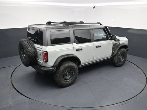Used 2024 Ford Bronco Everglades AWD/4WD image 42