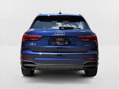 New 2025 Audi Q3 2.0T Premium w/ Convenience Package AWD/4WD image 6