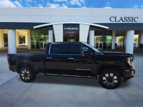 New 2026 GMC Sierra 2500 Denali w/ Denali Reserve Package image 9