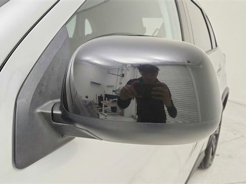 Used 2021 Mitsubishi Outlander Sport LE image 14