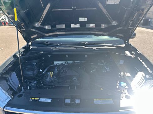 Certified 2023 Volkswagen Taos SE AWD/4WD image 45