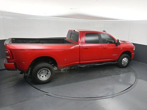 Used 2023 RAM 3500 Laramie AWD/4WD image 40