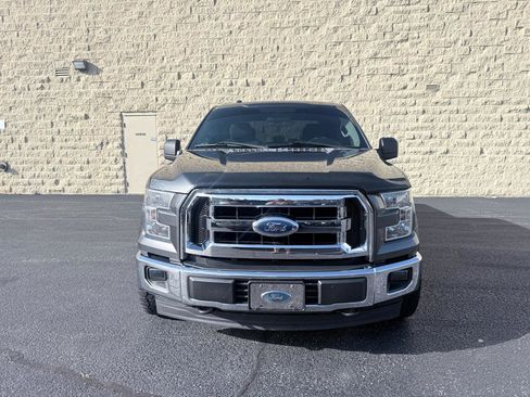 Used 2017 Ford F150 XLT AWD/4WD image 8