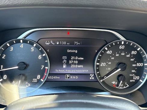 Used 2022 Nissan Frontier SV image 14