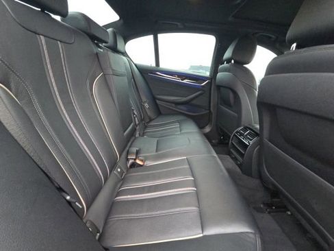 Used 2019 BMW 530i RWD image 11