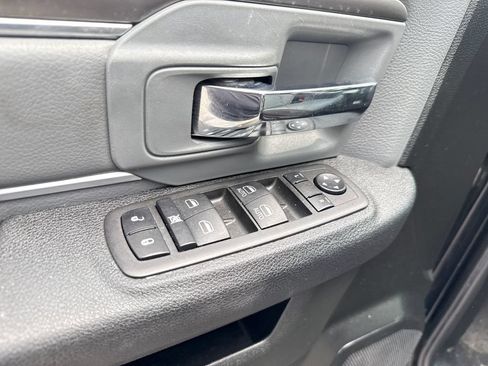 Used 2024 RAM 1500 Classic SLT AWD/4WD image 11