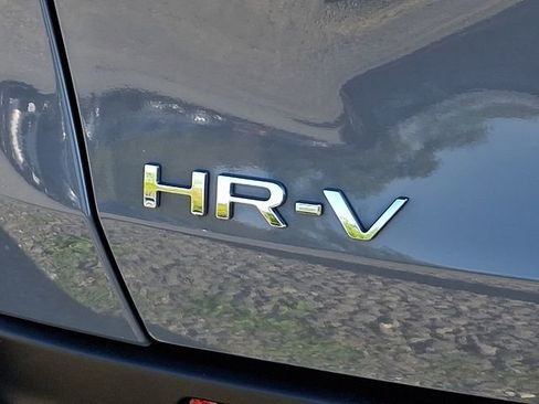 Certified 2024 Honda HR-V Sport image 29