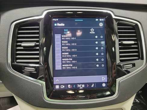 Used 2024 Volvo XC90 B6 Plus image 52