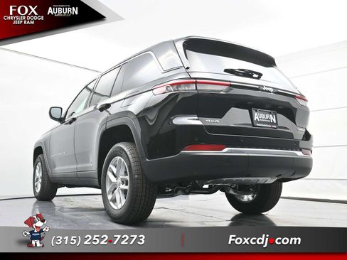 New 2025 Jeep Grand Cherokee Laredo X image 14