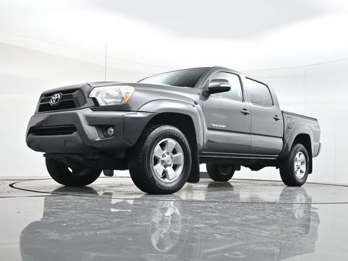 Used 2015 Toyota Tacoma 4x4 Double Cab image 43